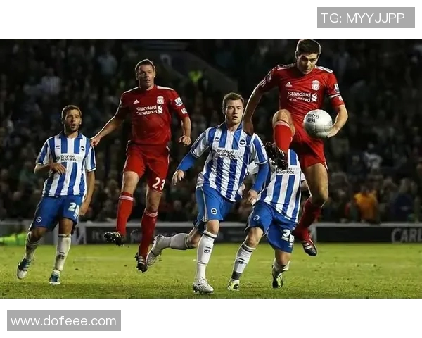 足球明星的过人绝技揭秘如何在比赛中轻松突破对手防线