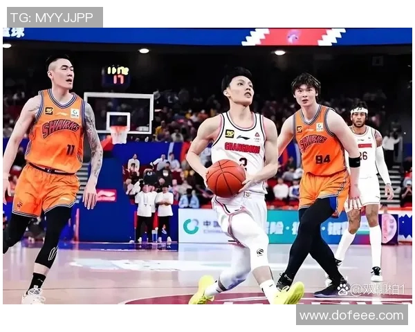 昔日黑历史明星重返赛场展现篮球风采引发热议